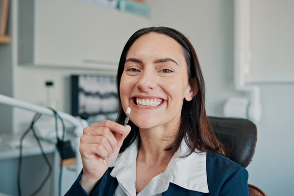 Signs That It Is Time To Replace Your Dental Veneers